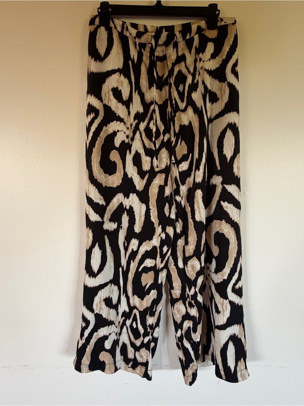 meg & margot black beige abstract print wide leg pants m
